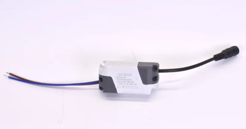 Led Ceiling Light Driver – 8–18W Output, Universal Dimmable Driver 1