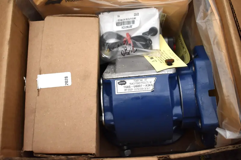 Muncie Tg8S-U6807-A3Kx Air-Shift Pto Kit – Complete Install Package 1